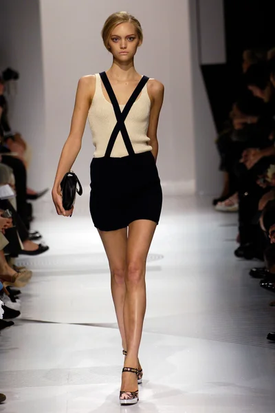Look 46